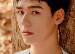 娱乐圈吃瓜群龚俊